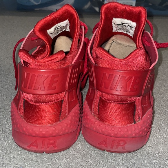 Red Air Huarache - Picture 5 of 7